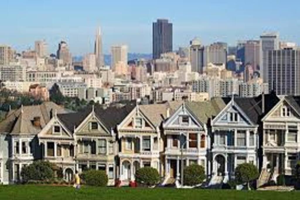 Entire 2Br, Centrally-Located, W/Parking! San Francisco Esterno foto